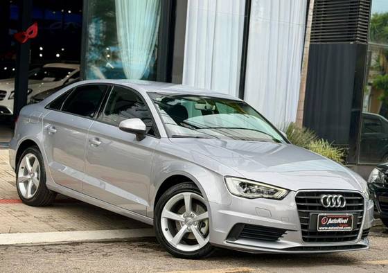 AUDI A3 1.4 TFSI SEDAN ATTRACTION 16V GASOLINA 4P S-TRONIC AUDI A3 1.4 TFSI SEDAN ATTRACTION 16V GASOLINA 4P S-TRONIC